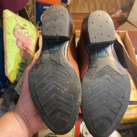 Ariat cowboy boots - Picture 6 of 10